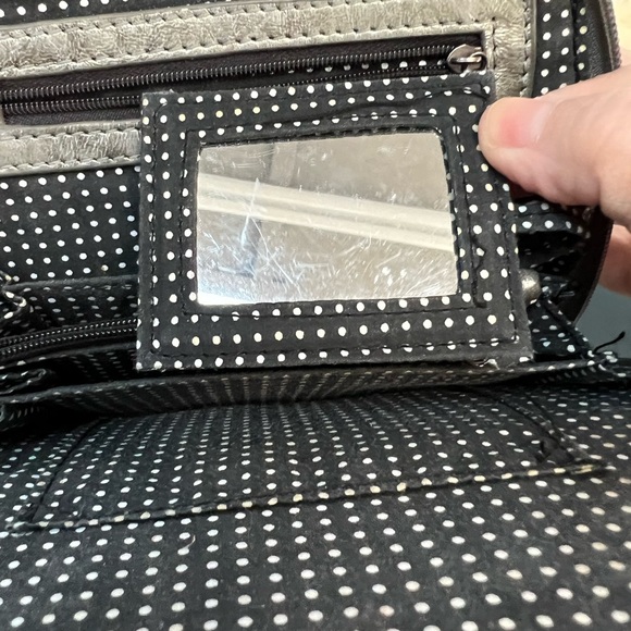 Bobo Bag Ca. Leather Crossbody - Picture 7 of 8